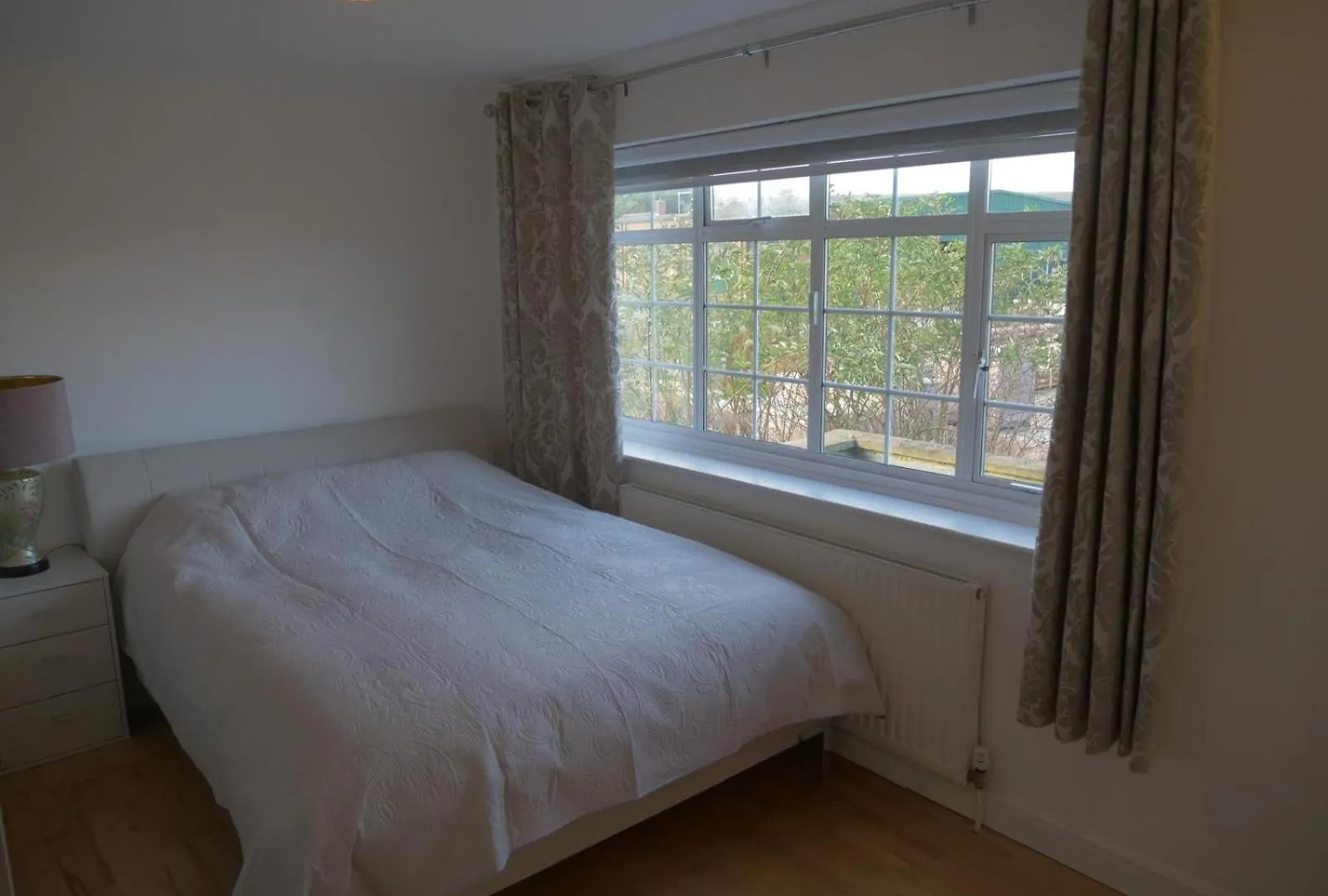 شقة Modern House In Greater London سنبري