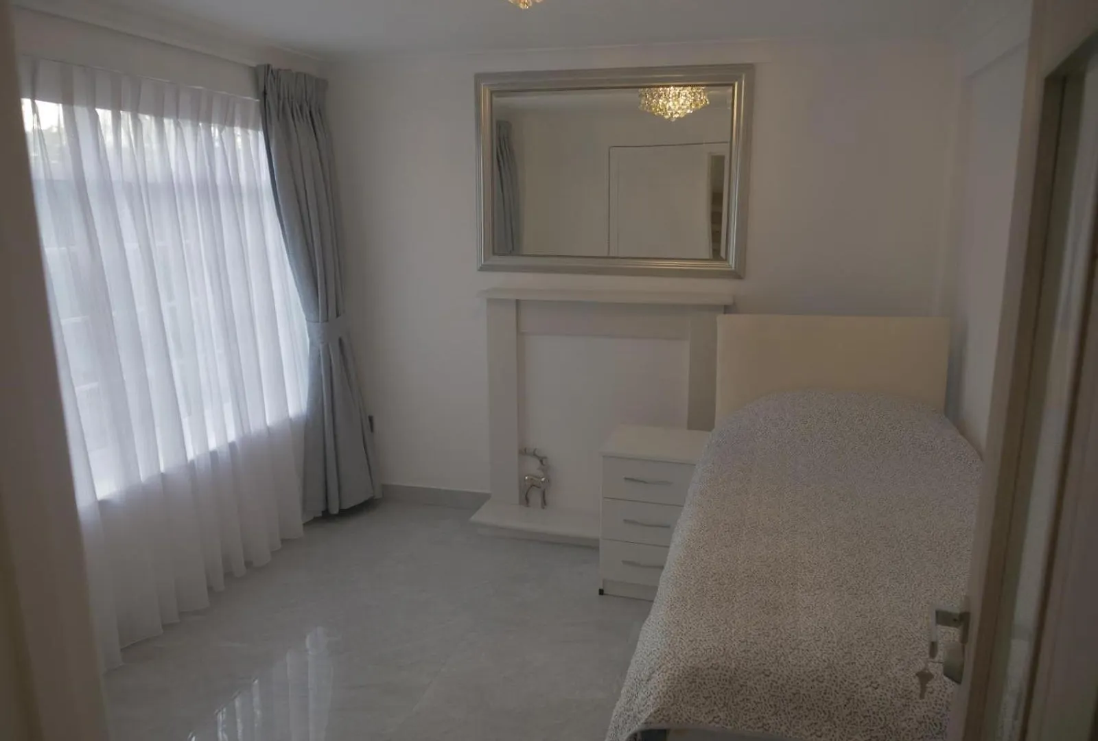 شقة Modern House In Greater London سنبري 0*,